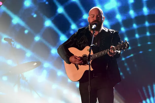 Zac Brown Band Bring Pop Sound to CMA Awards With &#8216;Beautiful Drug&#8217;