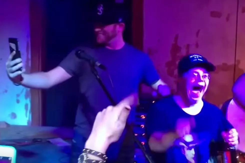 Cole Swindell Surprises Fan by Facetiming Dustin Lynch During Concert [Watch]