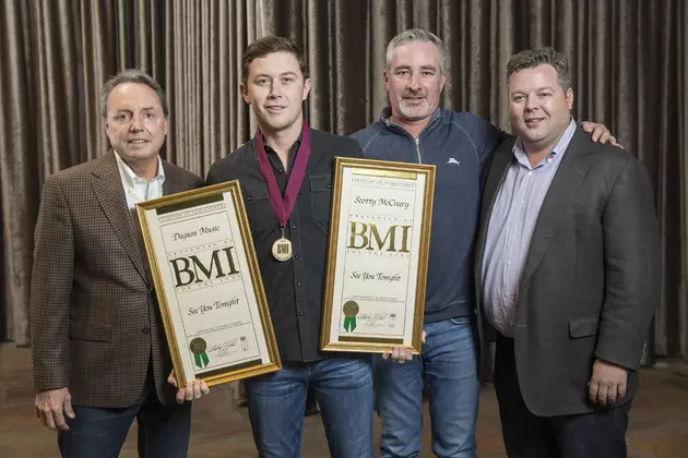 Scotty McCreery Picks Up His BMI Award for &#8216;See You Tonight&#8217;