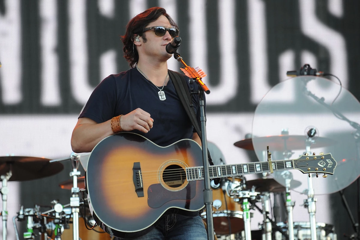 Joe Nichols Is Raising His Kids Away From the Spotlight