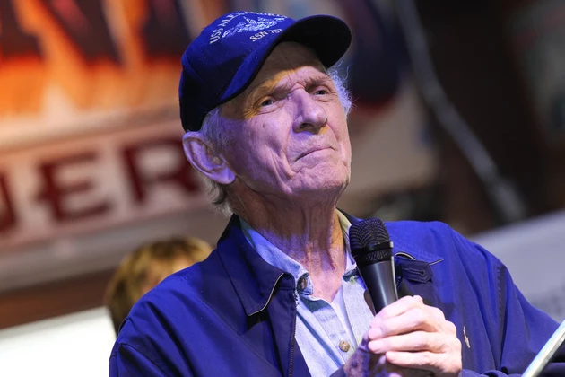 Mel Tillis &#8216;On the Road to Recovery,&#8217; Not in Critical Condition, After Surgery