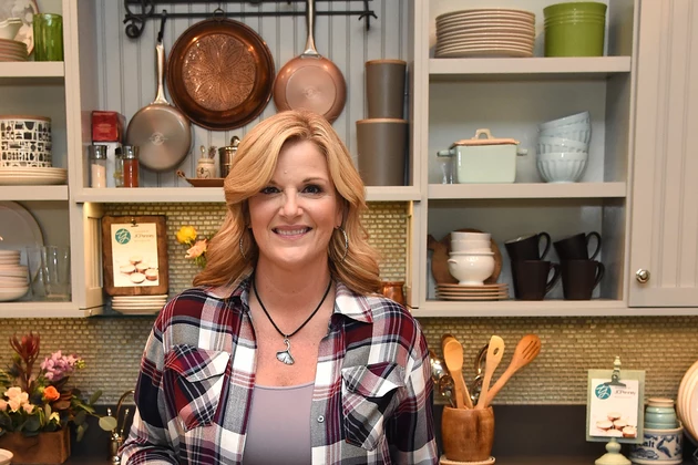 Trisha Yearwood on Her Cooking Career: &#8216;It Was Completely an Accident&#8217;