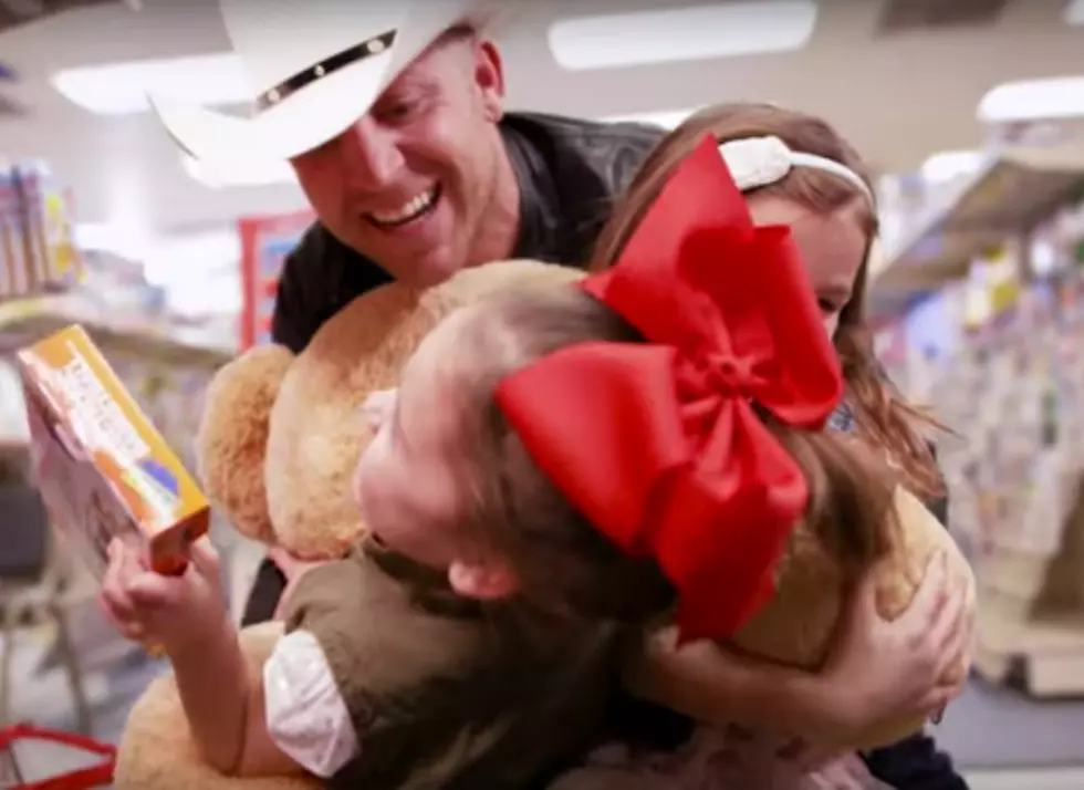 Justin Moore Makes Super Bowl Debut in Sweet Commercial With His Girls