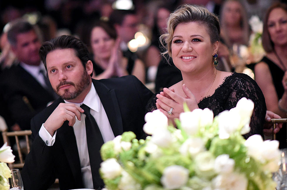 Kelly Clarkson Opens Up About Her Marriage and Divorce in Two Fiery New Songs [Listen]