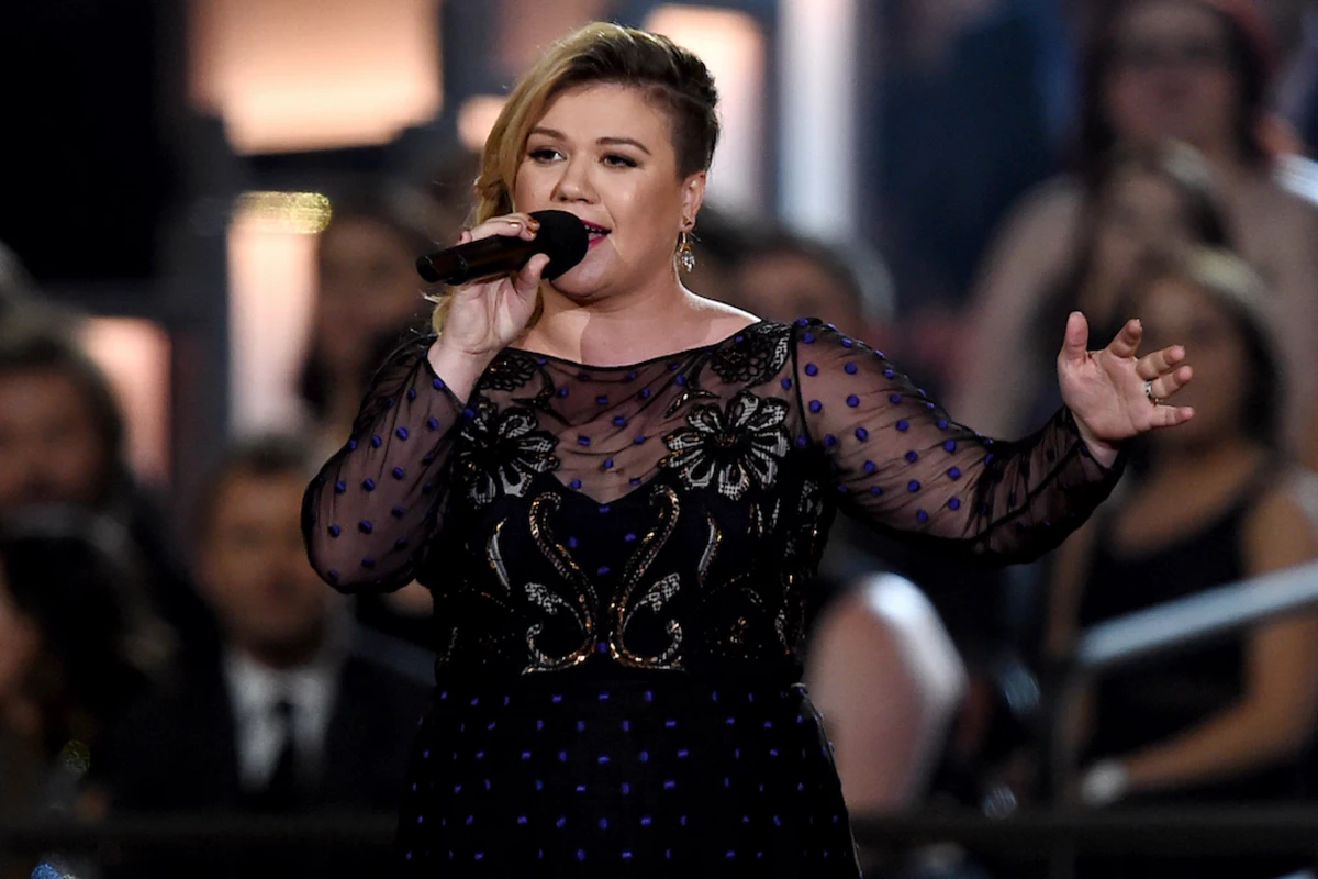 Kelly Clarkson Had to Choose Between Idol and Grammys