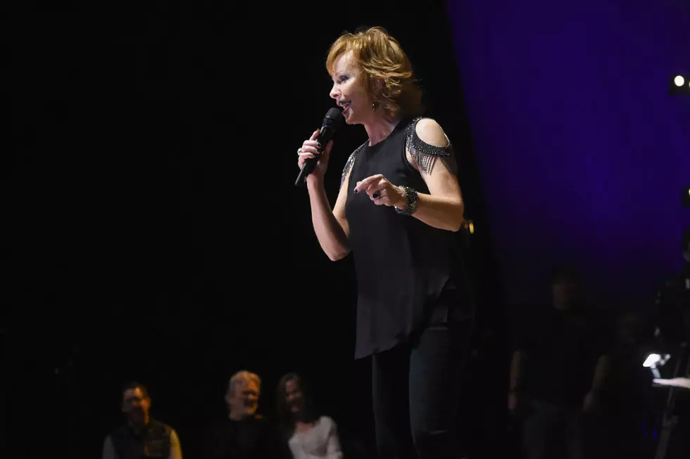 Reba McEntire Honors Kristofferson With 'Me and Bobby McGee'