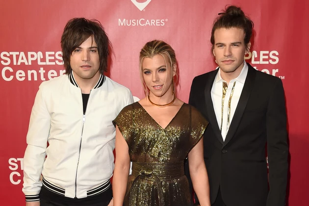 The Band Perry Talk Co-Producing for First Time on &#8216;Comeback Kid&#8217;