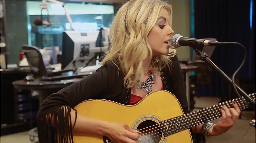 Lindsay Ell Covers Justin Bieber’s &#8216;Love Yourself&#8217; for Radio Disney Country [Watch]