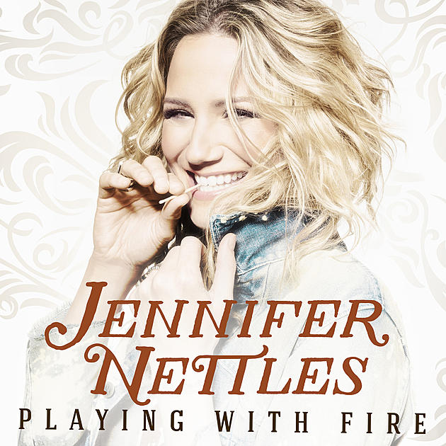 Jennifer Nettles Sets Release Date for &#8216;Playing With Fire&#8217; Album