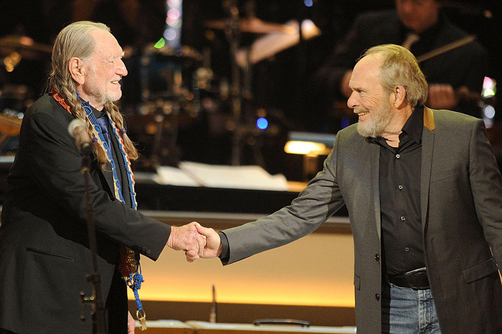 Willie Nelson Remembers His ‘Brother’ Merle Haggard