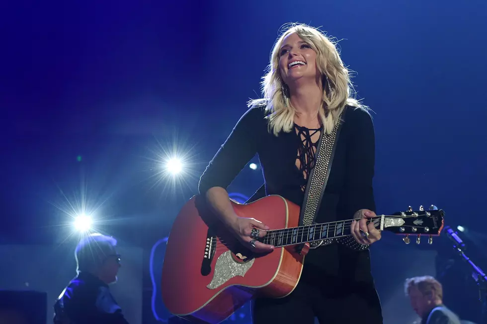 Miranda Lambert Covers ‘Willin’ During Flame Tour Kickoff Weekend [Watch]