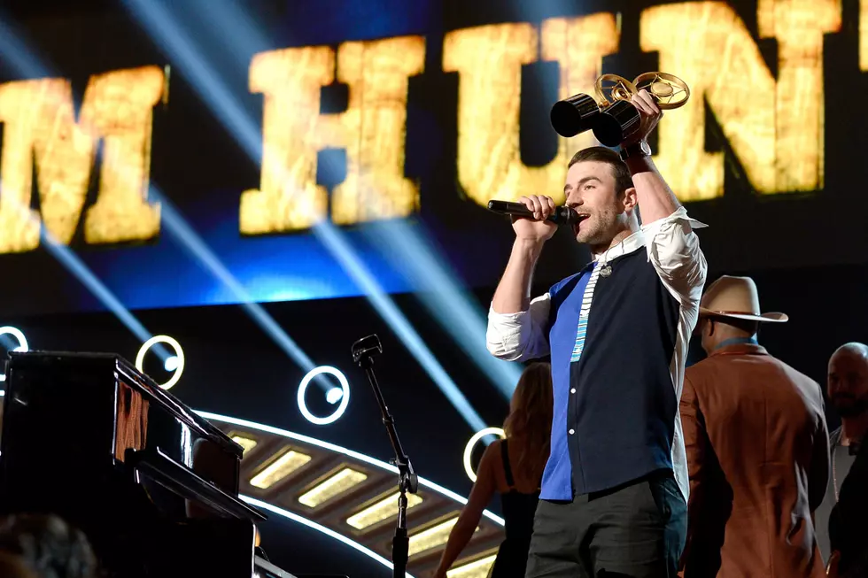 Sam Hunt Snags Two ACCA Honors, Sings ‘Make You Miss Me’