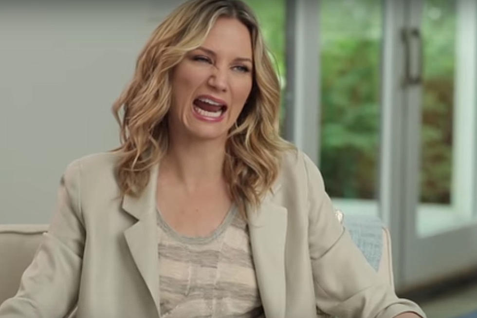 Jennifer Nettles Shows Us Her Angry Side On ‘Drunk In Heels’ [Watch]