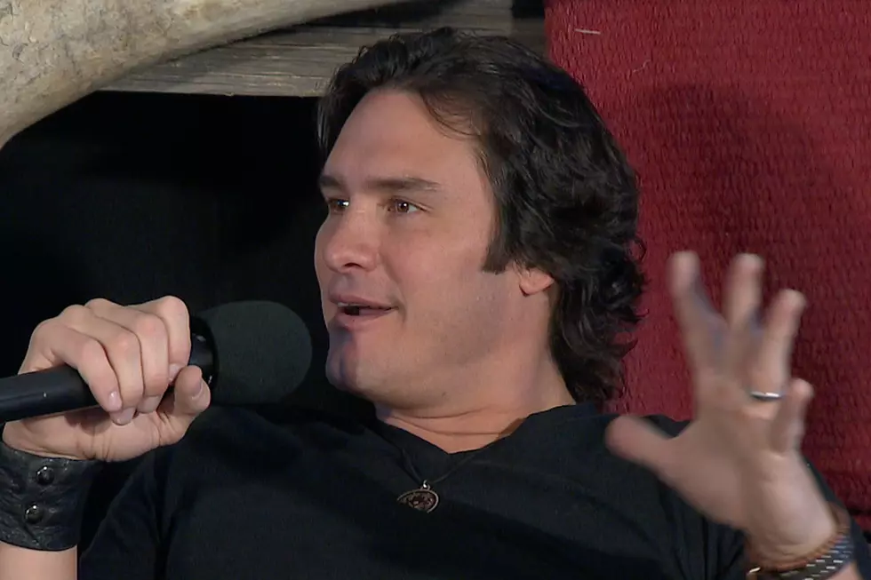 That One Time Joe Nichols Mooned Toby Keith …