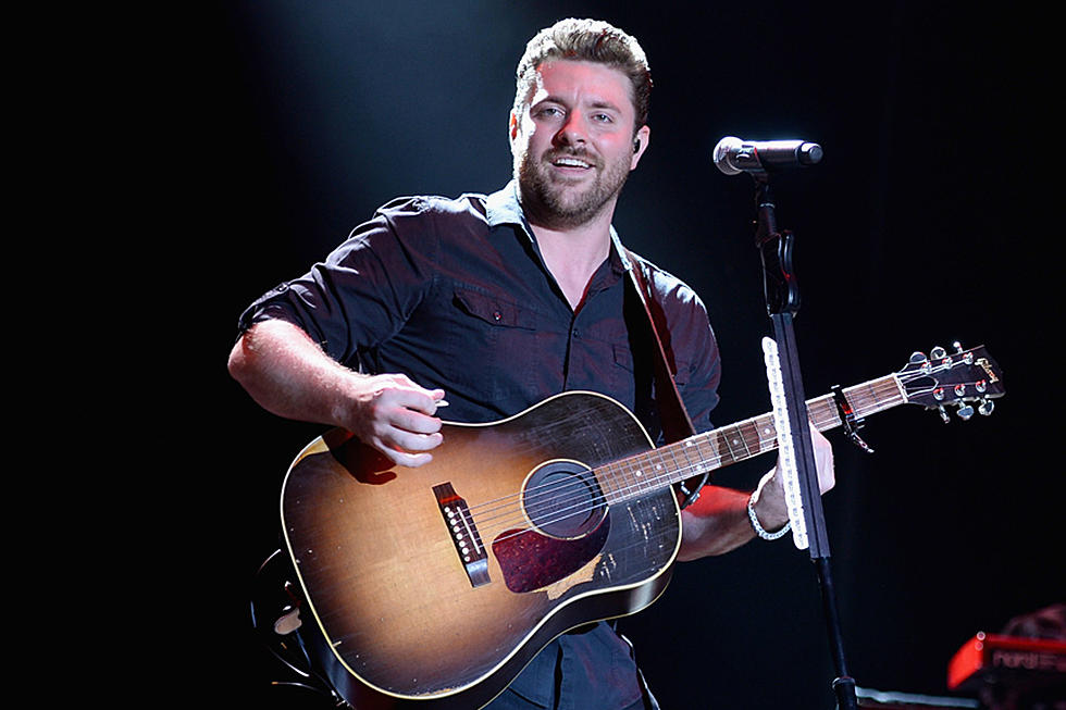 Chris Young Covers Keith Whitley at Fan Club Party [Watch]