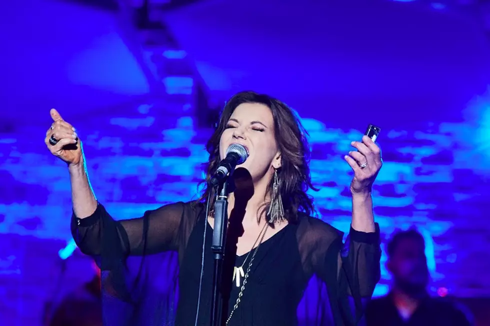Martina McBride Performs 'Reckless' For Audience Network