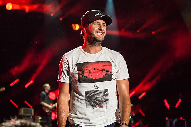 Luke Bryan Reveals Final 2017 Crash My Playa Lineup