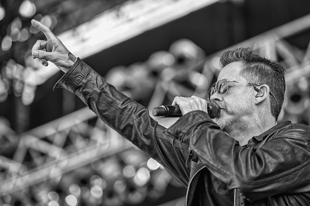 Review: Gary Allan's WE Fest Set Displays Collection of Singles