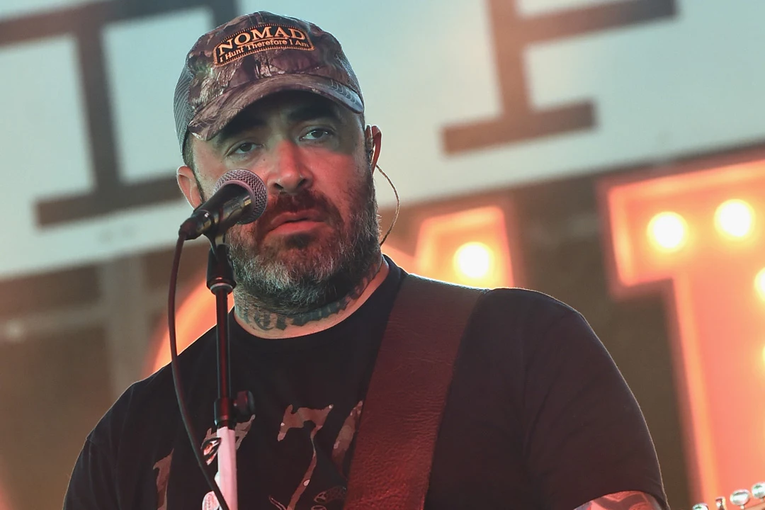 Aaron Lewis Headed To Beaumont For a Big Show In February 2023