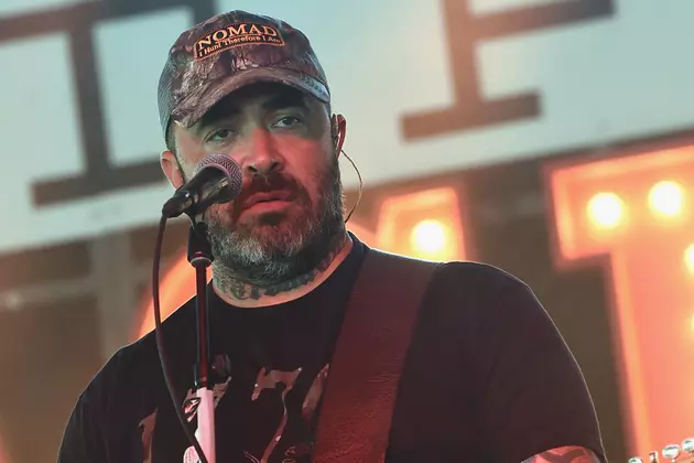 Aaron Lewis Infuriated by Colin Kaepernick&#8217;s National Anthem Protest