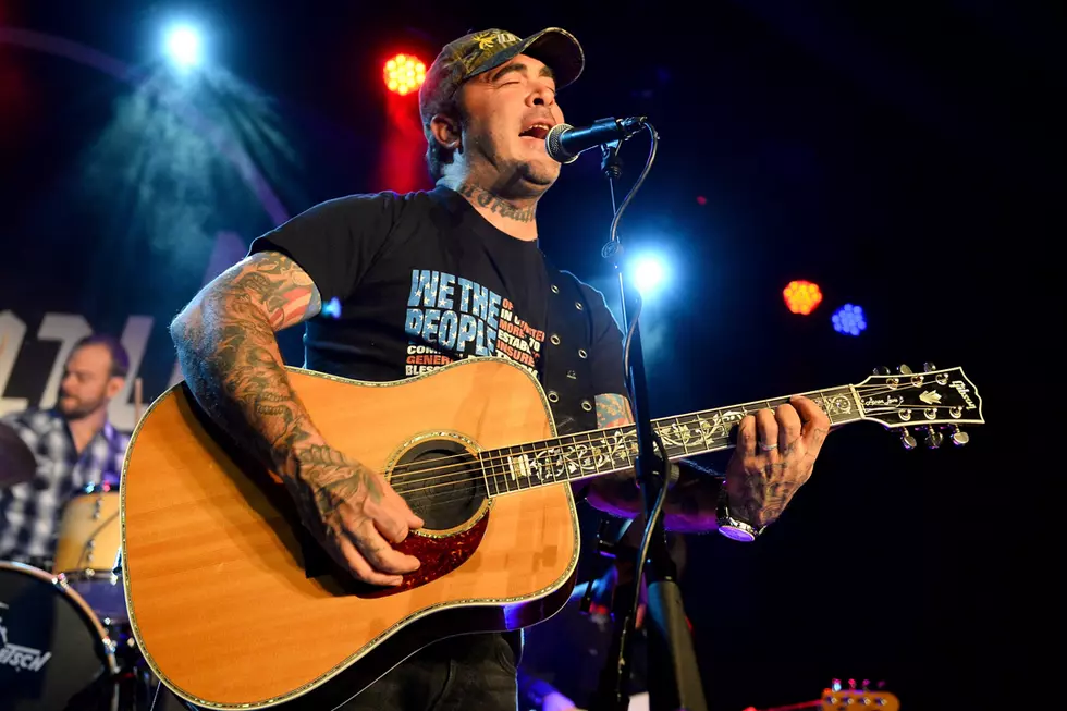 Aaron Lewis Stands by His Slam on Fellow Country Stars