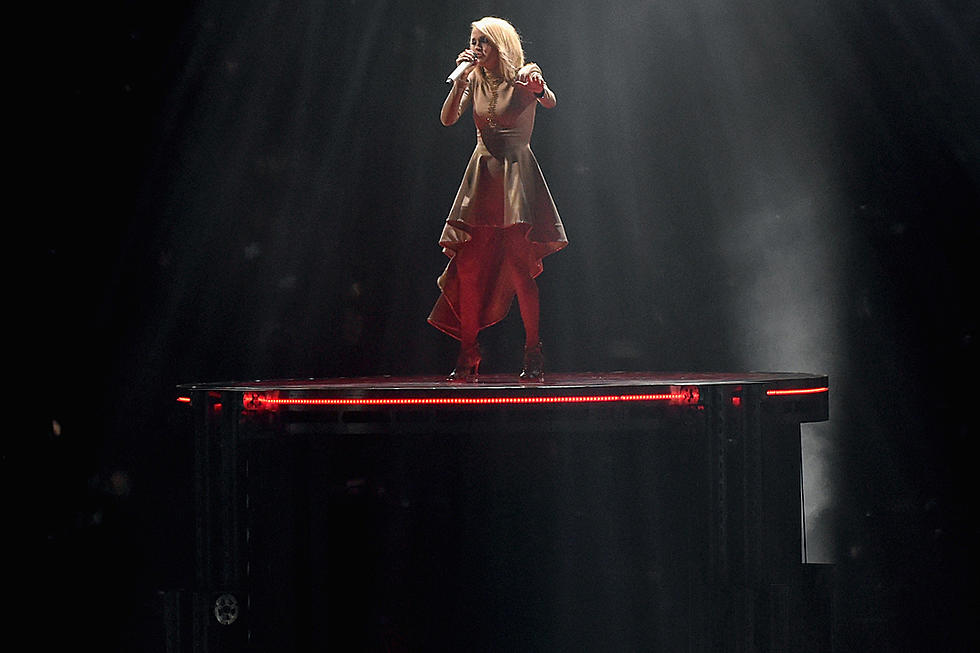 Carrie Underwood Rocks Nashville on the Storyteller Tour
