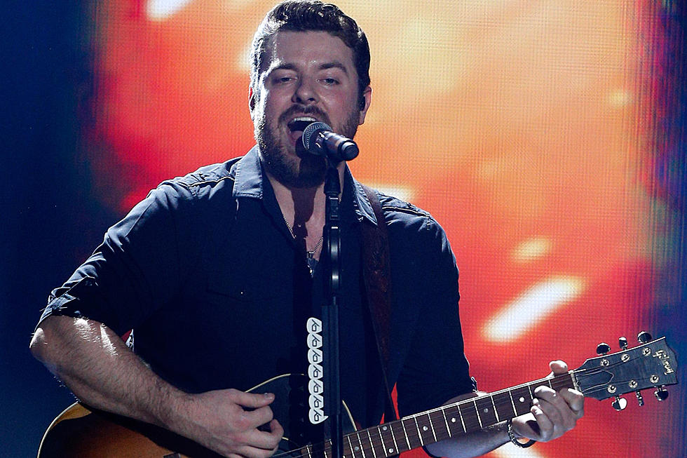Chris Young’s ‘It Must Be Christmas’ Collabs Include Paisley, Jackson, Boyz