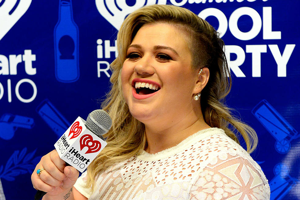 Kelly Clarkson’s Daughter River Rose Gives Her Baby a Bidet Bath