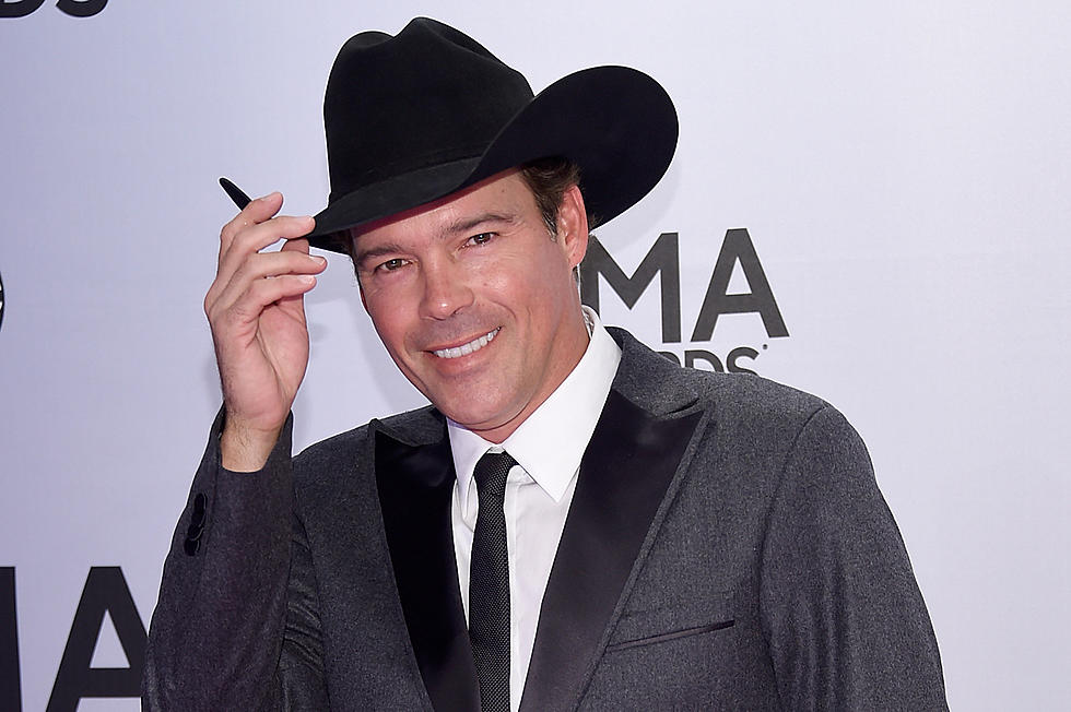 Clay Walker LIVE At Delta Downs This Saturday