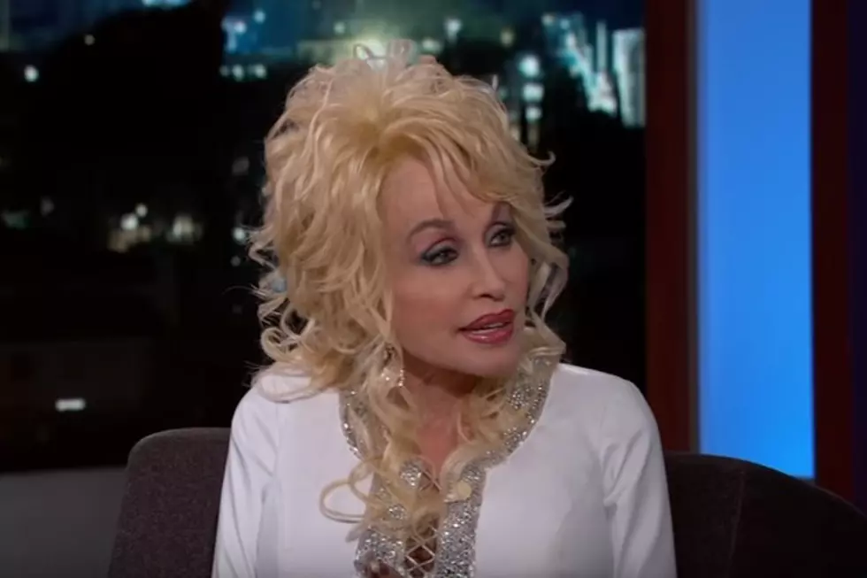 Dolly Parton Talks Willie, Gay Fans &#038; More on &#8216;Jimmy Kimmel Live!&#8217; [Watch]