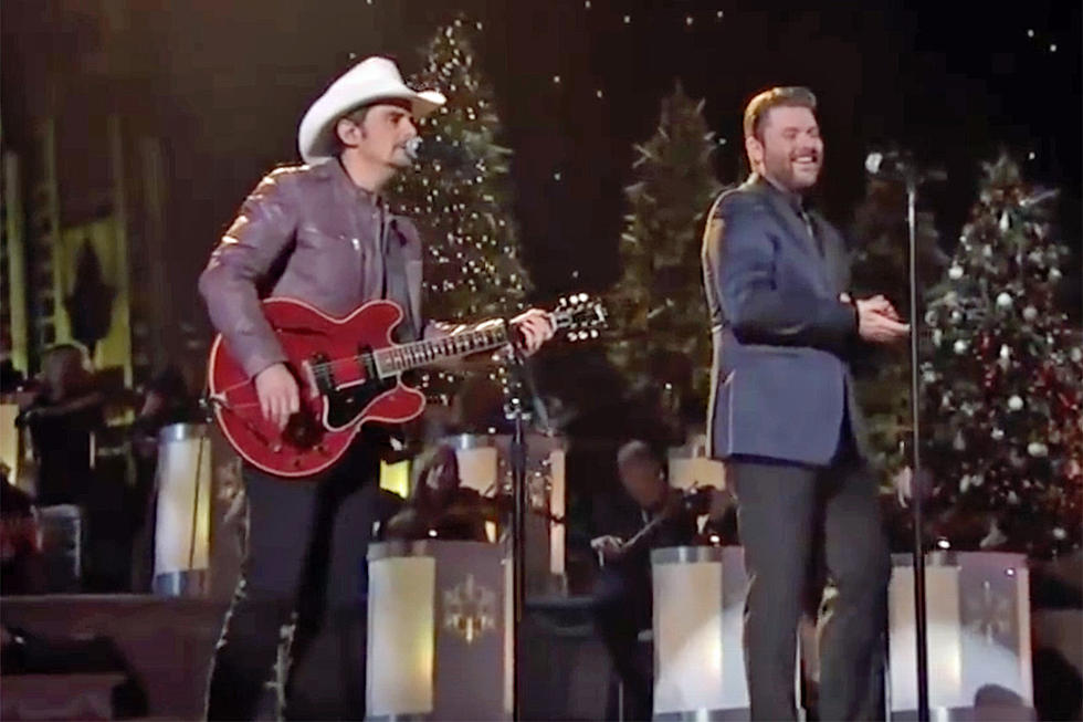 Chris Young, Brad Paisley Team for ‘The First Noel’ on ‘CMA Country Christmas’