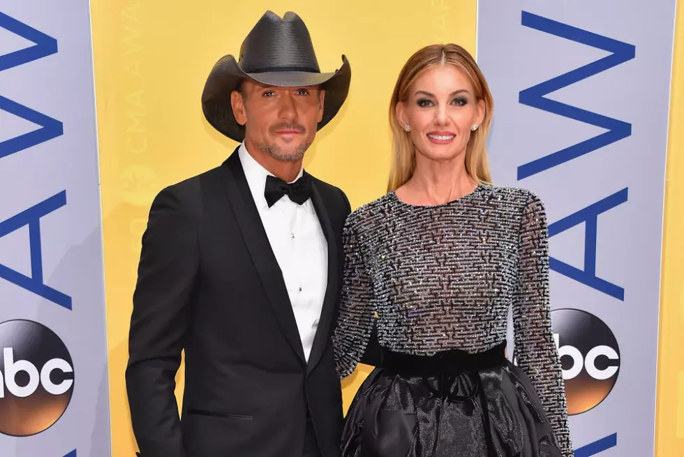 Tim McGraw Reflects on CMA Awards With Sweet Faith Hill Pic: ‘Damn, I’m Lucky!’