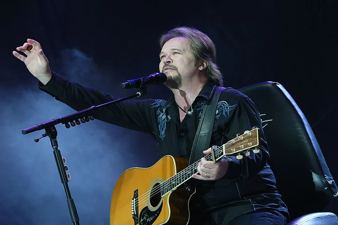 Amazon.com: Biography: Travis Tritt : Travis Tritt