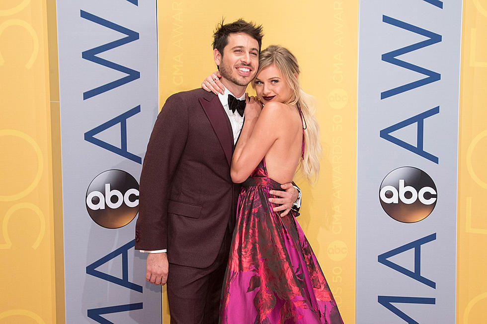 Kelsea Ballerini and Fiance Morgan Evans Have Two-Week Rule