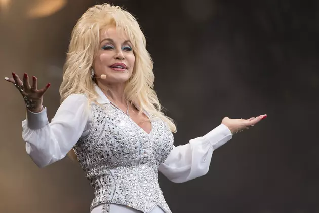 Dolly Parton Earns Huge Ratings With &#8216;Christmas of Many Colors&#8217; TV Movie