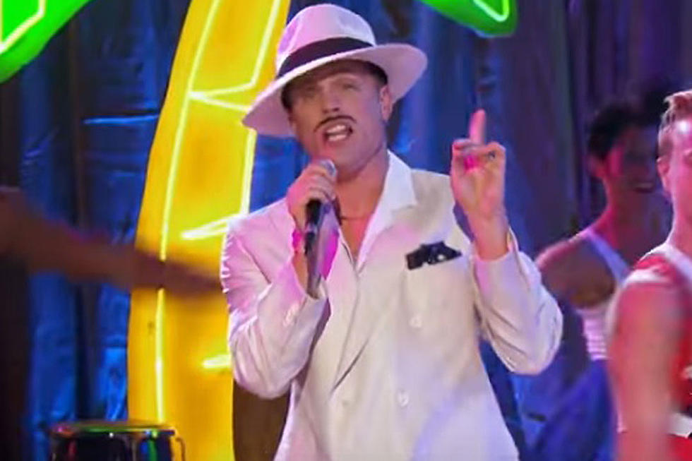 Dustin Lynch Mimes His Way to Victory Over Cassadee Pope on ‘Lip Sync Battle’ [Watch]