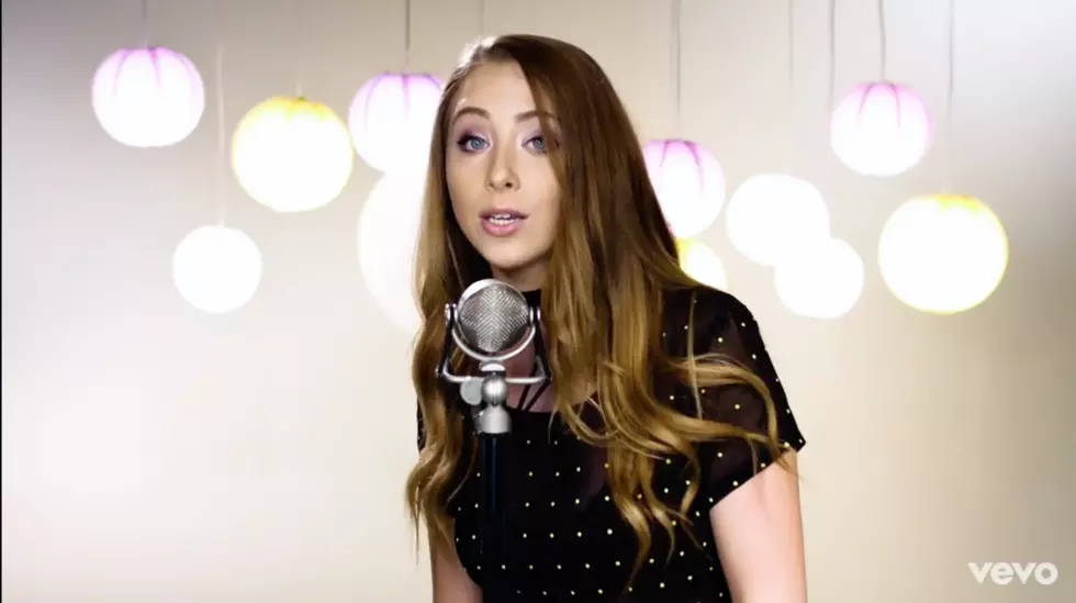 Kalie Shorr Tells It Like It Is in New Video for 'He's Just Not That Into You'