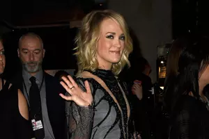 Country News: Carrie Underwood Broke Her Wrist