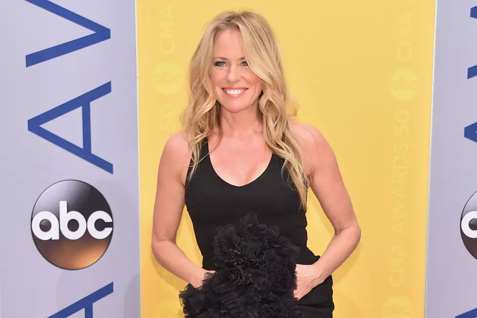 Deana Carter Interprets &#8216;Did I Shave My Legs for This?&#8217; Differently 20 Years Later