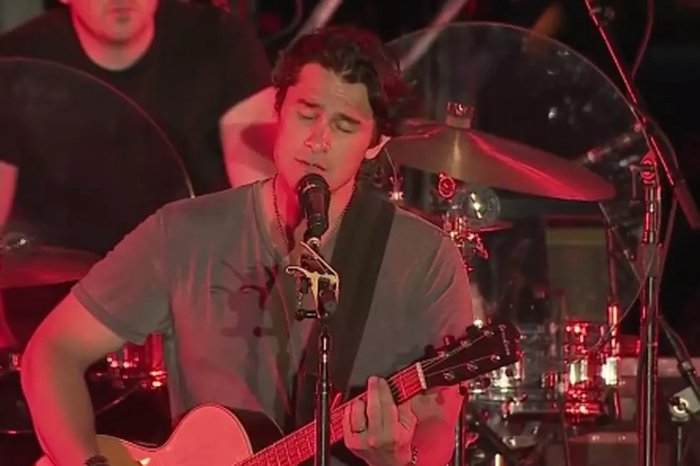 Joe Nichols Singing Misery and Gin Is One of the Best Covers
