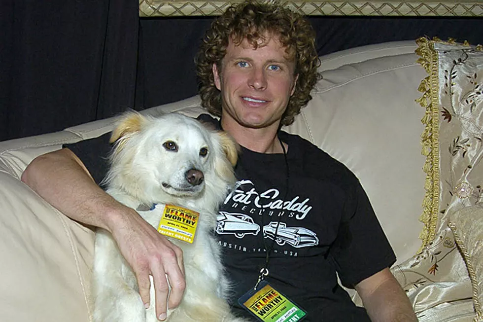 See Country Music&#8217;s Beloved Furry Friends [Pictures]