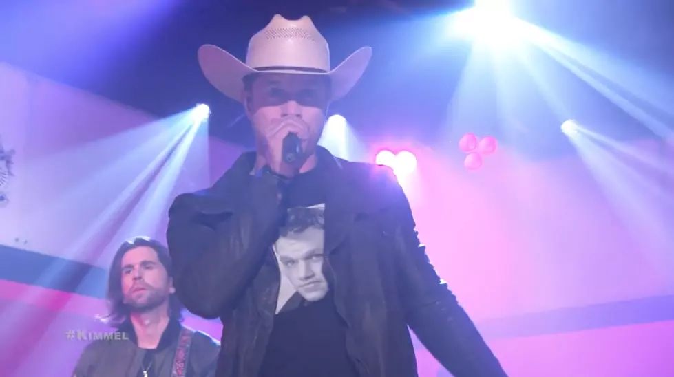 Dustin Lynch Debuts &#8216;Small Town Boy&#8217; on &#8216;Jimmy Kimmel Live&#8217; [Watch]