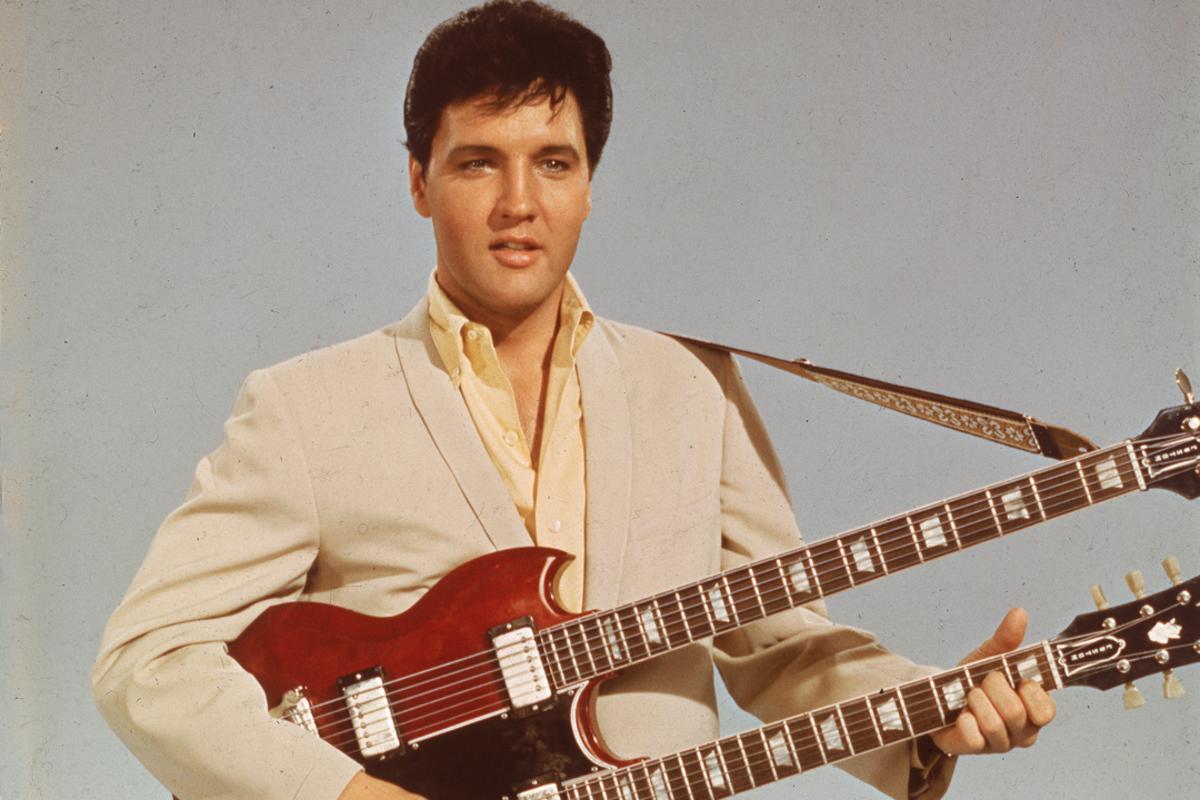 Remember When Elvis Presley Bombed in Las Vegas?