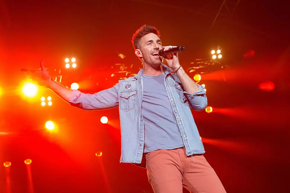 Jake Owen Goes All-In on Flamingo-Flanked Tropical Suit