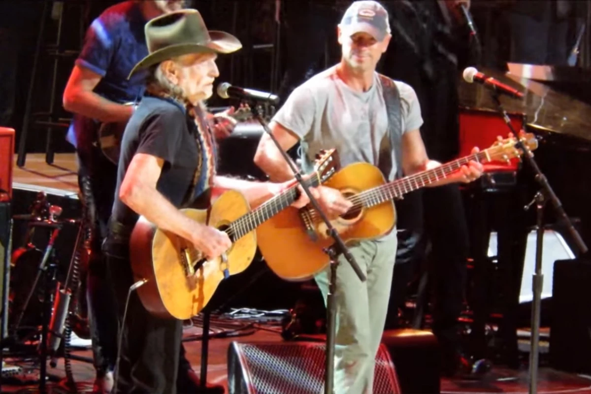 Willie Nelson, Kenny Chesney Team for 'Pancho & Lefty'