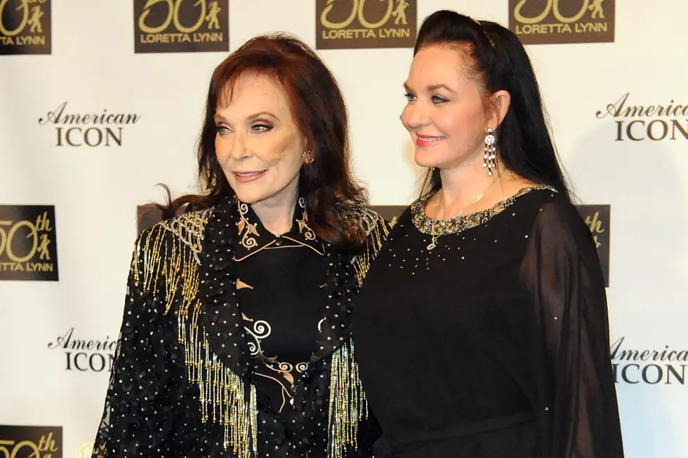Loretta Lynn’s Sister Crystal Gayle Makes a Statement After Legend’s Stroke