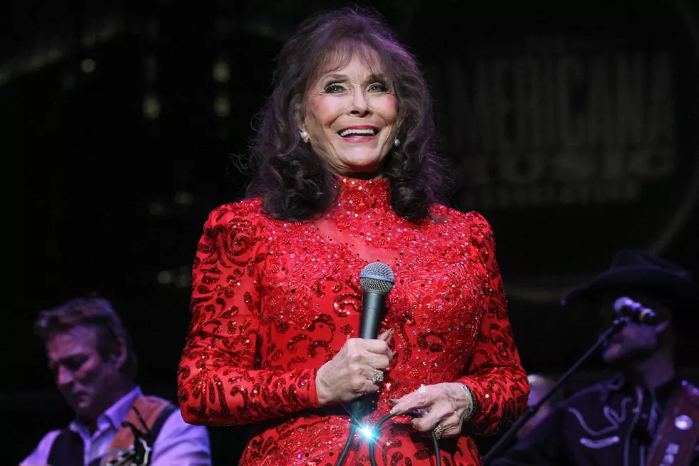 Loretta Lynn’s Fall and Fractured Hip May Have Been Caused by Her New Puppy