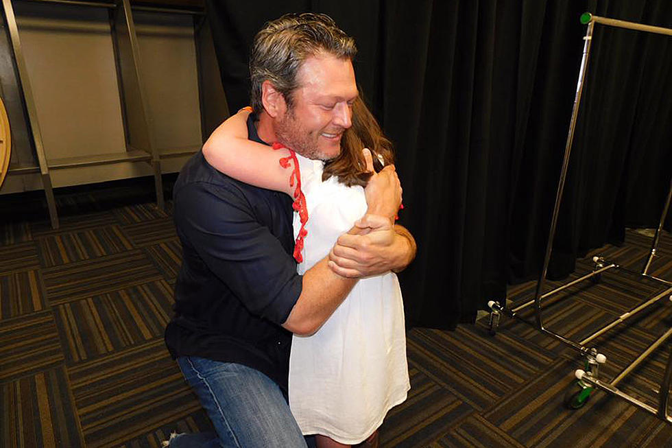 Blake Shelton Goes Way Above and Beyond to Cheer Up 7-Year-Old Fan