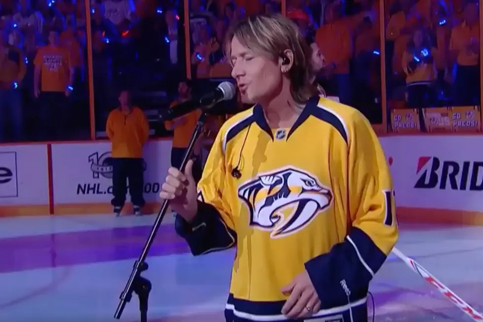 Keith Urban Sings the National Anthem Before Predators Playoff Game
