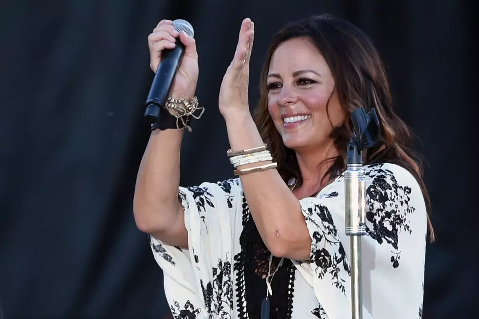 Sara Evans Doesn&#8217;t Mince Words in Giving Advice